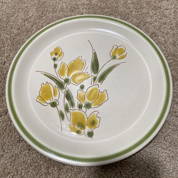 Stonybrook Stoneware Dinner Plate Spring Collection Yellow Flowers Green Japan - Picture 3 of 5